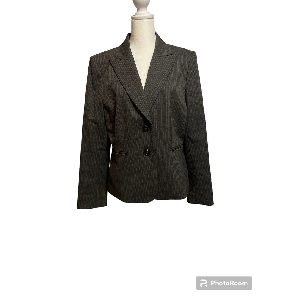 Antonio Melani Women's Suit Jacket Blazer Gray‎ Pinstripe 2 Button Front Size 12
